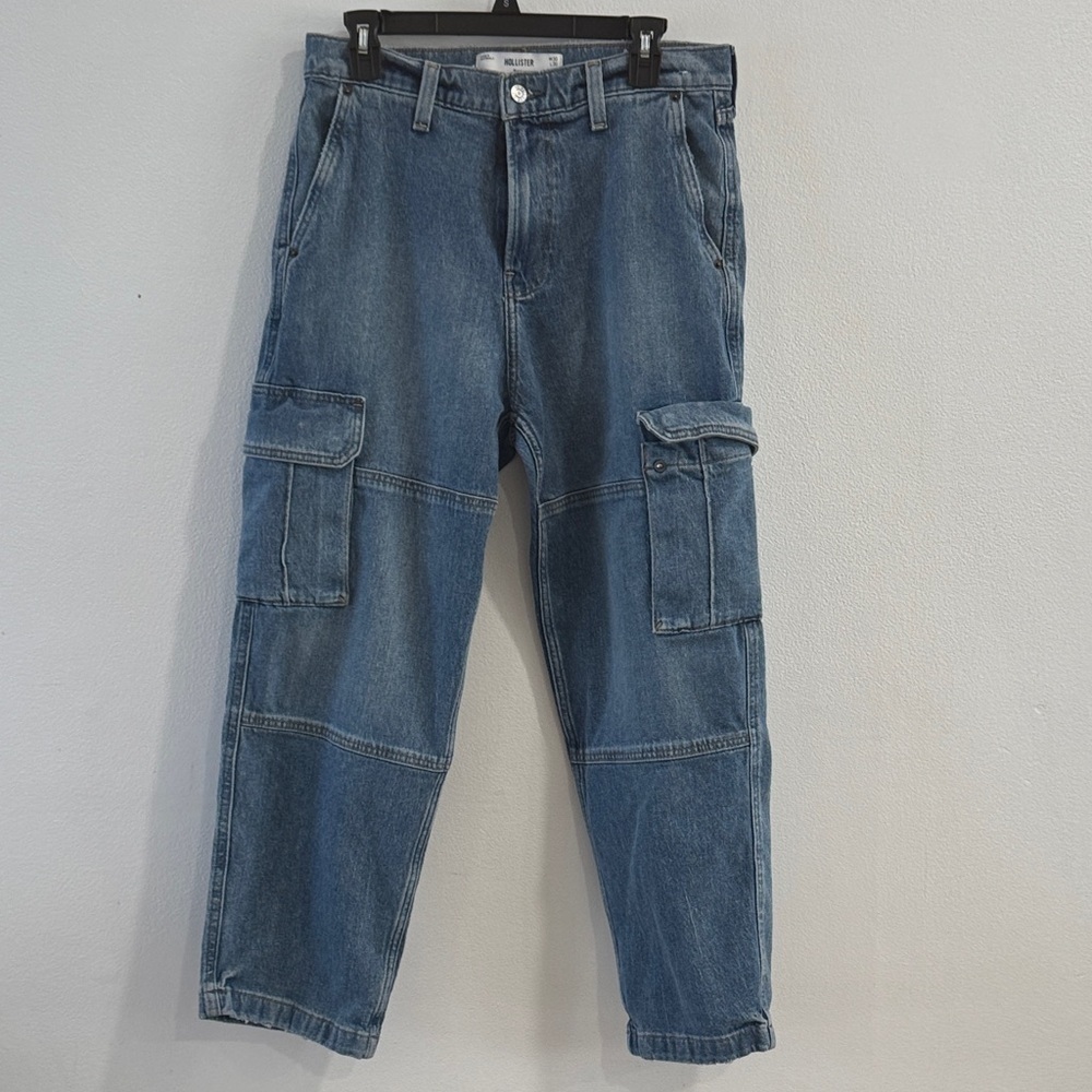 Hollister Men's Light Wash Baggy Cargo Jean Size 30
